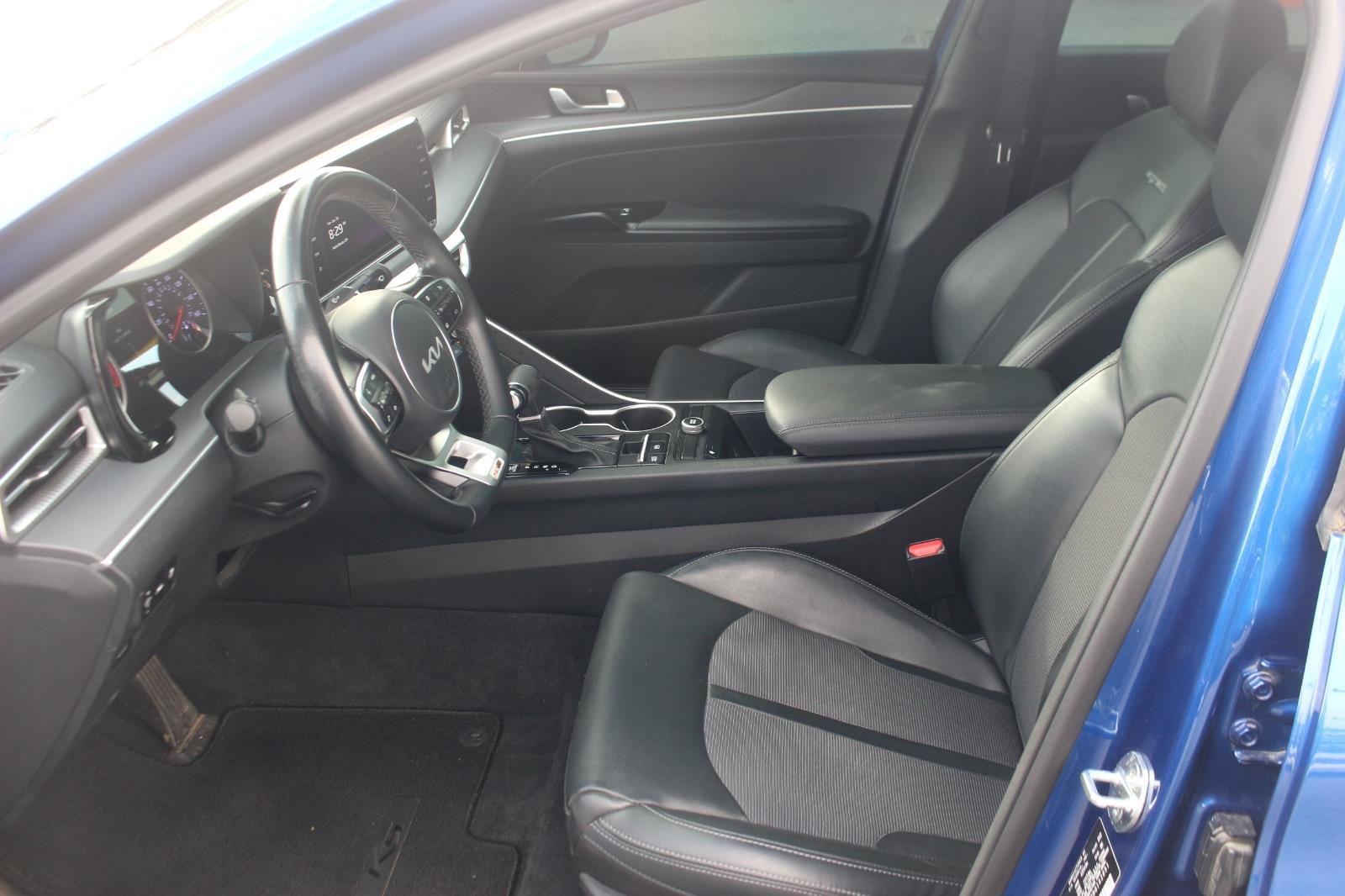 Used 2022 Blue Kia GT-Line image 13