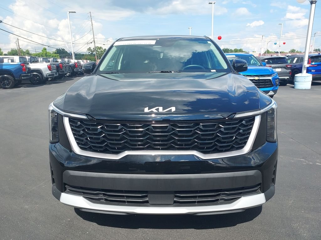 Used 2026 Black Kia LX image 8