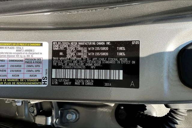 Used 2025  Lexus 350 Premium image 4
