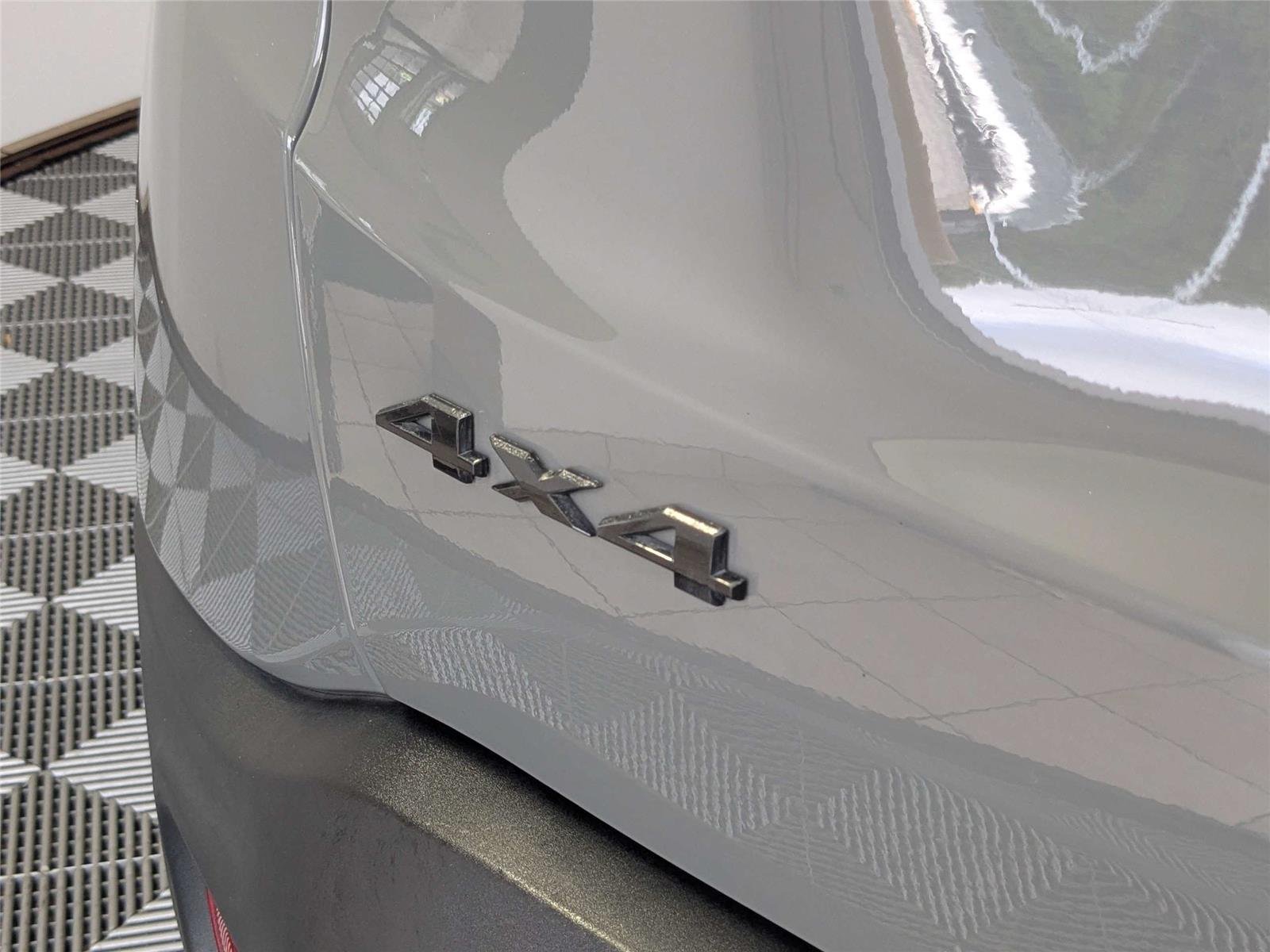 Used 2022 Sting-Gray Clearcoat Jeep Sport image 8