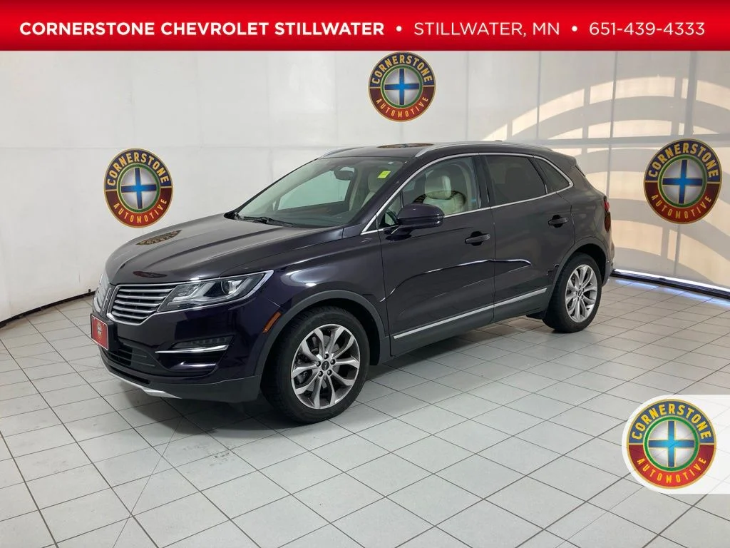 Used 2015 Purple Lincoln Base image 1