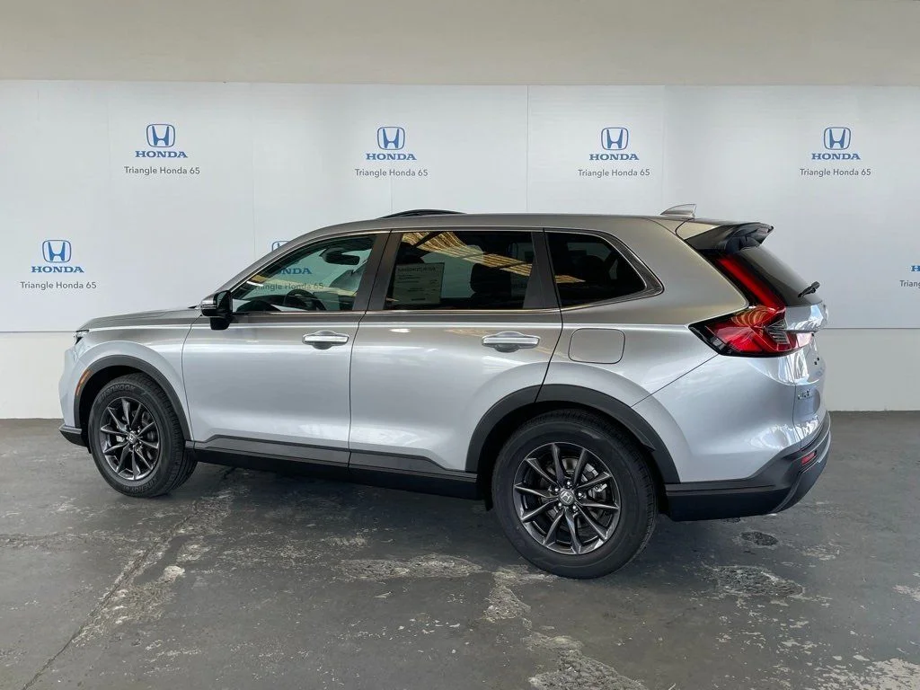 New 2026 Silver Honda EX-L image 4