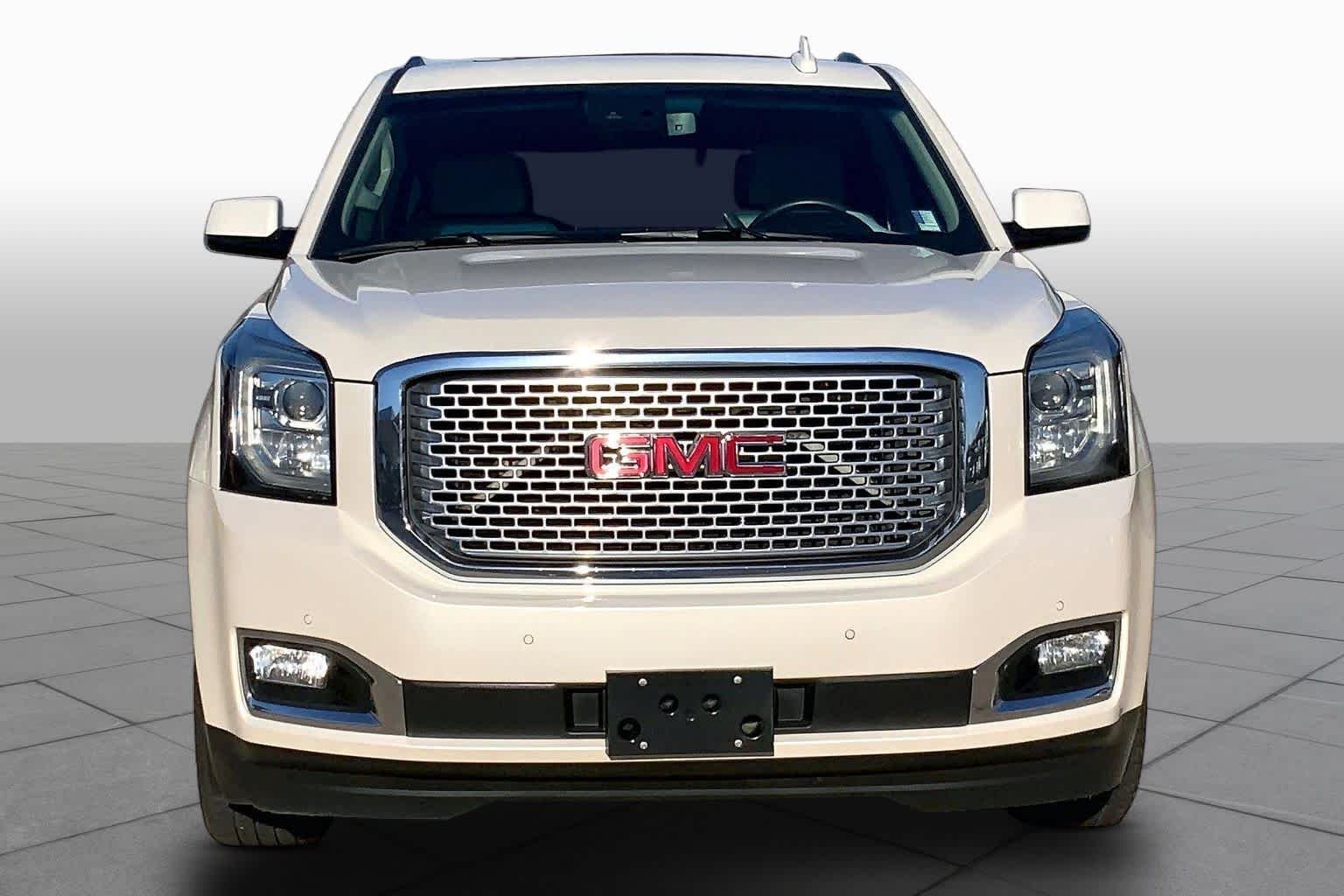 Used 2015 WHITE DIAMOND TRICOAT GMC Denali image 4