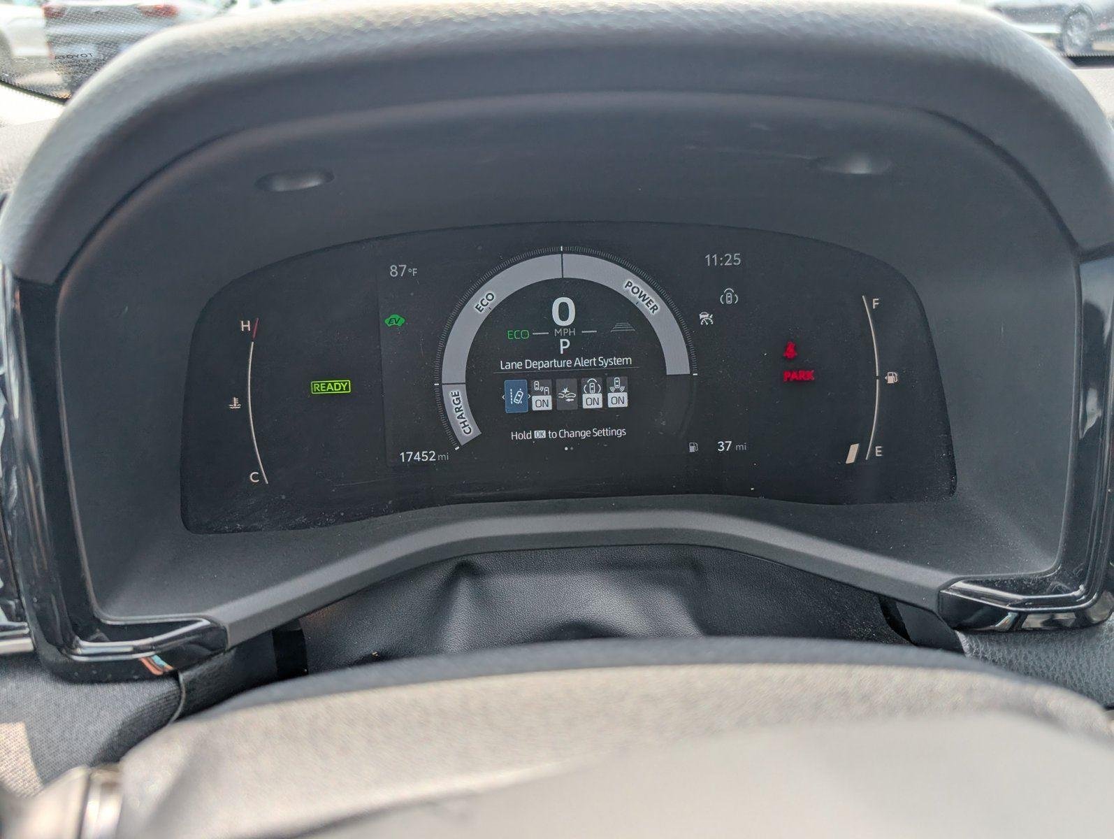 Used 2025 Ice Cap Toyota LE image 20