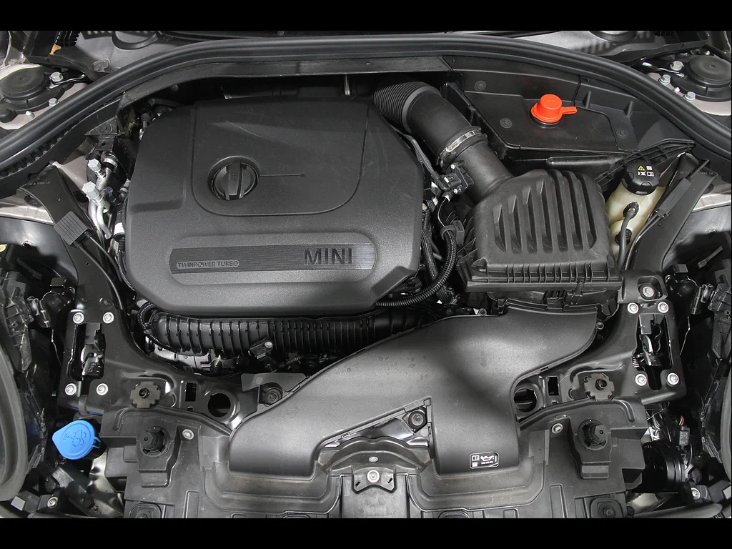 Used 2024 Rooftop Grey Metallic MINI Cooper S ALL4 image 20