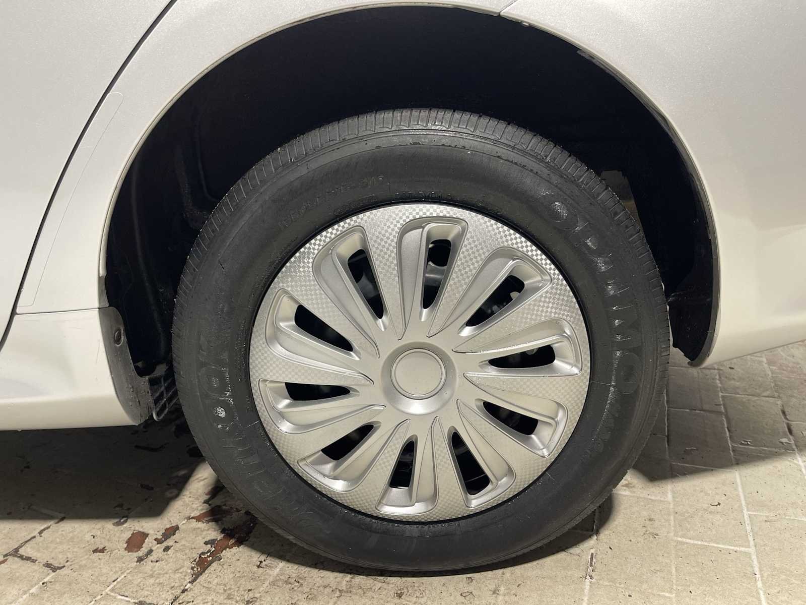 Used 2010 Classic Silver Metallic Toyota LE image 8
