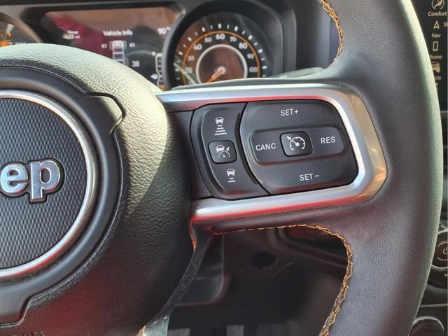 Used 2024 White Jeep Sahara image 19