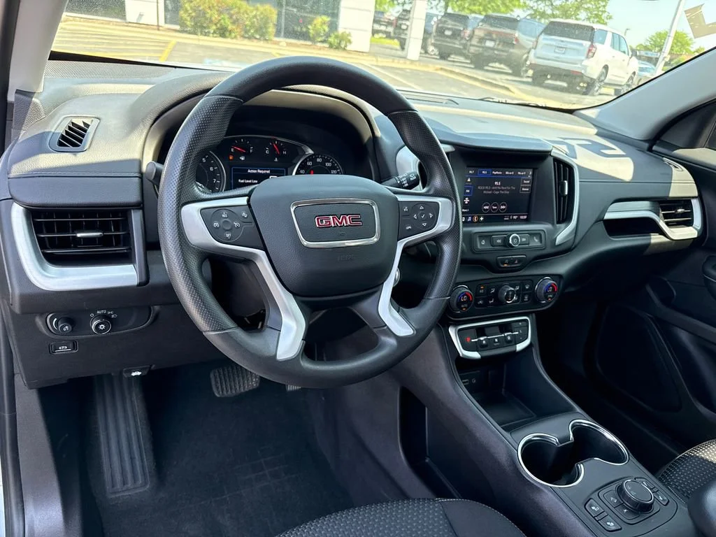 2024 GMC Terrain SLE - Photo 19