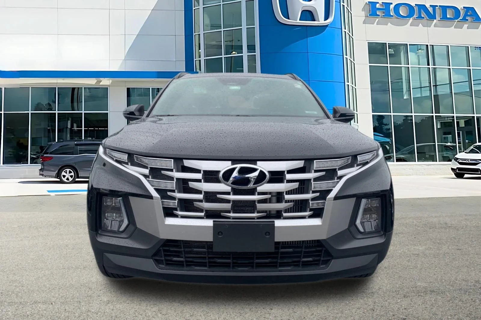 Used 2022 Black Hyundai SEL Premium image 6