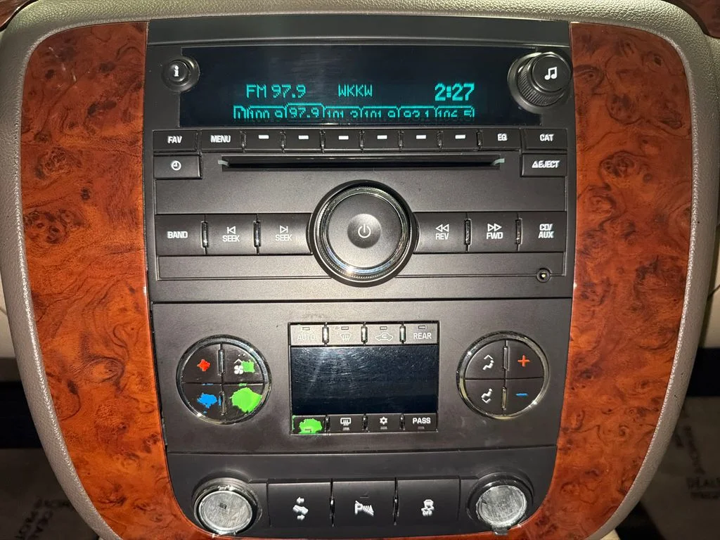 Used 2012 Summit White Chevrolet LT image 31