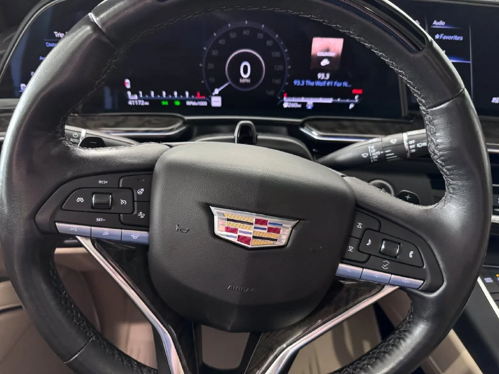 Certified Used 2024 Crystal White Tricoat Cadillac Premium Luxury image 17