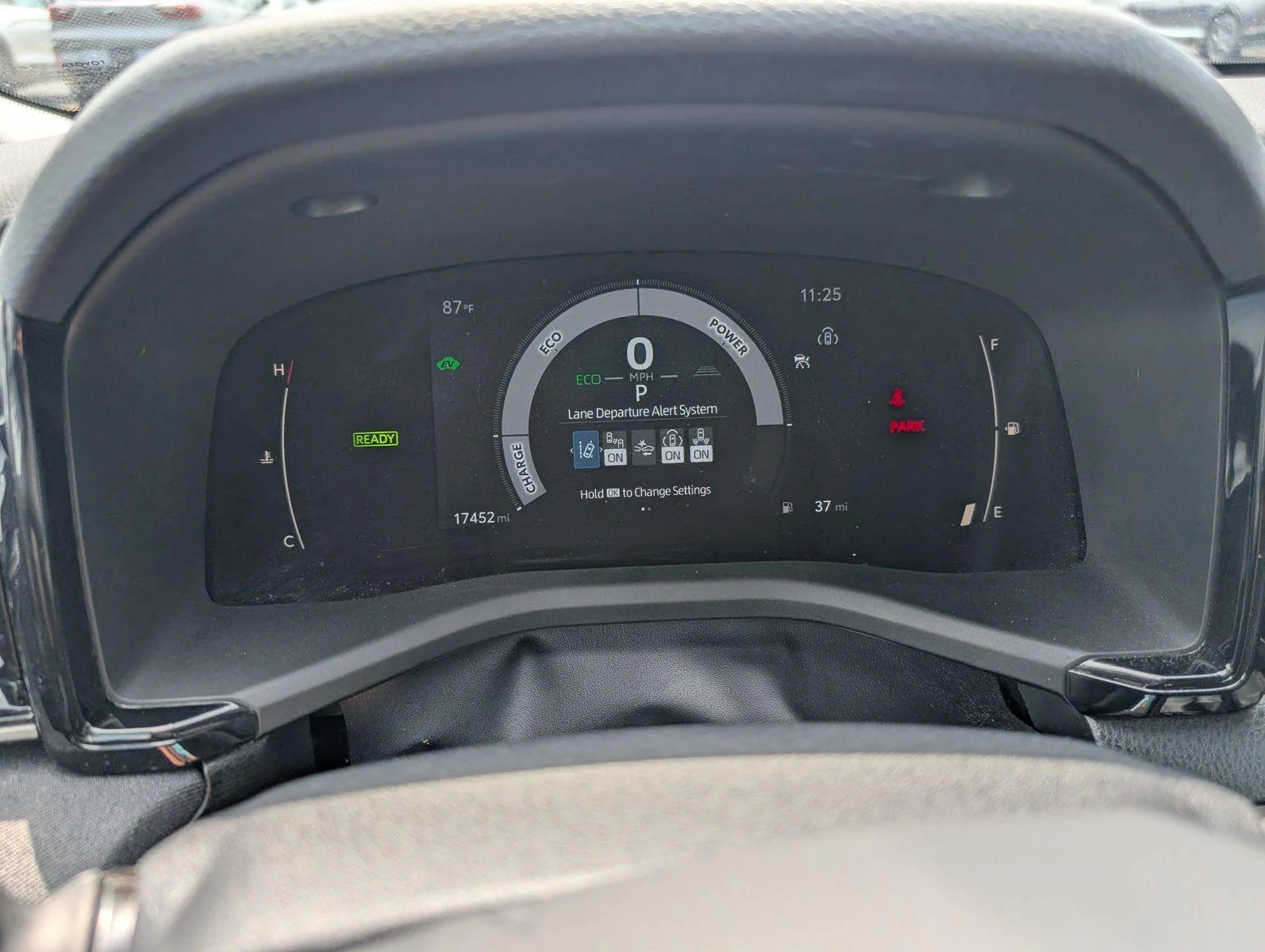 Used 2025 Ice Cap Toyota LE image 20