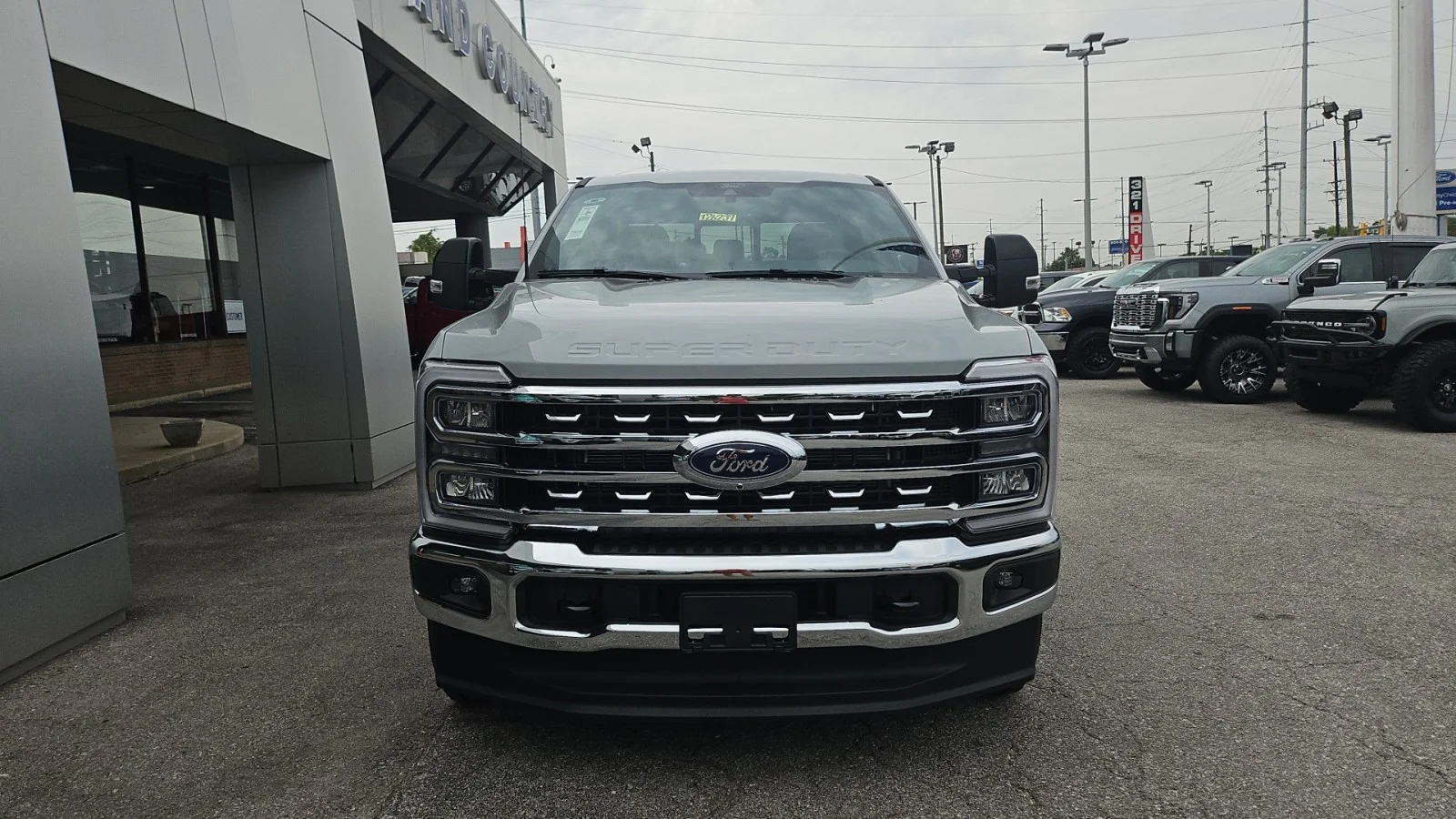 New 2026 Avalanche Ford Lariat 4WD image 7