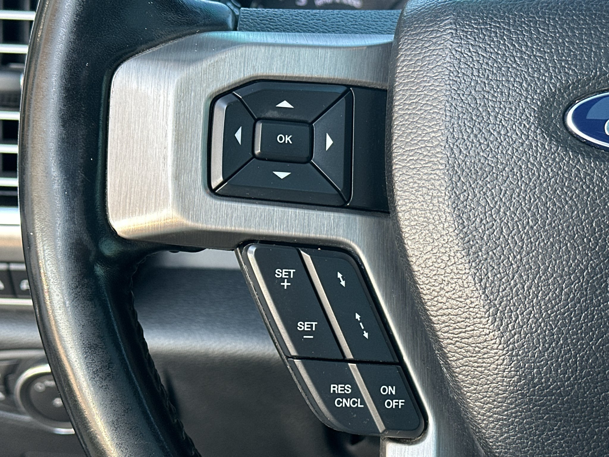 Used 2017 Magnetic Metallic Ford Platinum image 21