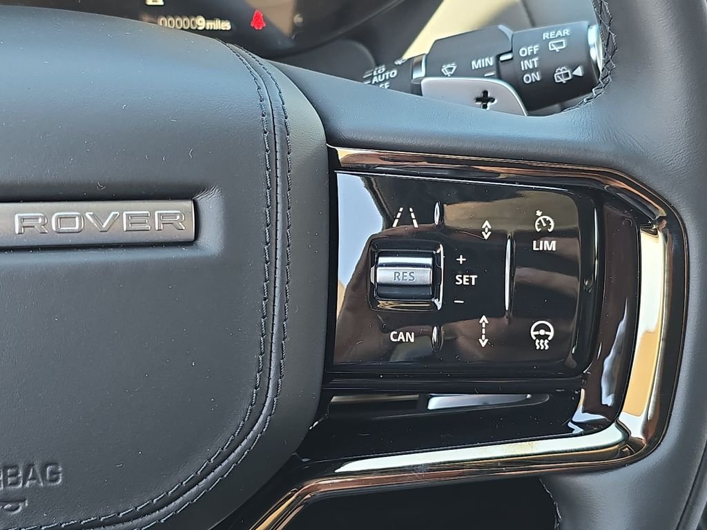 New 2026 Santorini Black Land Rover Dynamic SE image 20