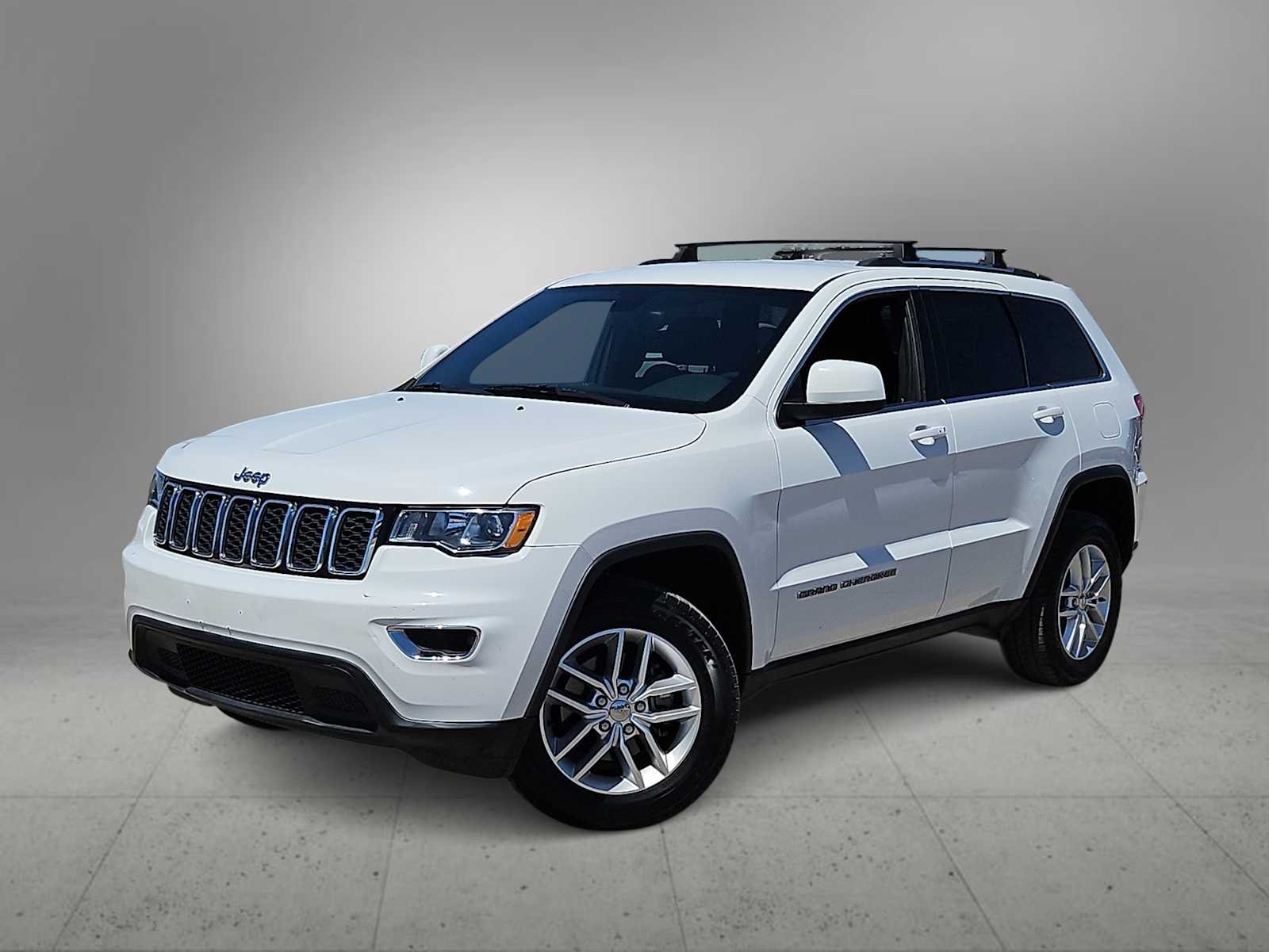 2017 Jeep Grand Cherokee Laredo E 4WD's photo