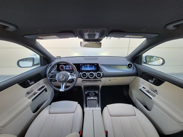 Used 2025 White Mercedes-Benz GLA 250 image 24