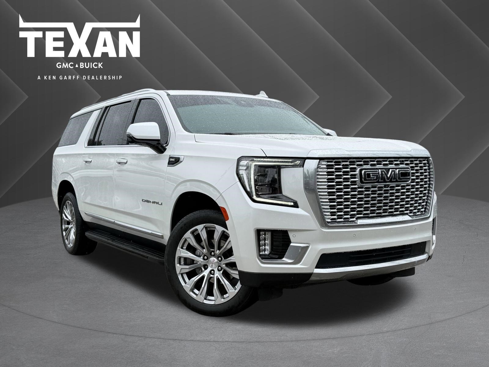 2024 GMC Yukon Denali AWD's photo