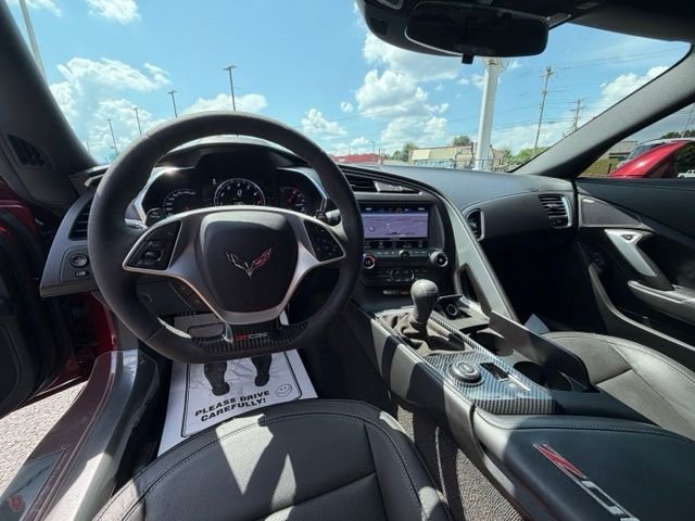 Used 2016 Red Chevrolet Z06 image 15