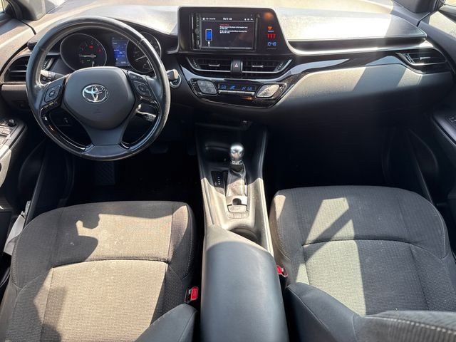 Used 2018 Black Toyota XLE Premium image 10