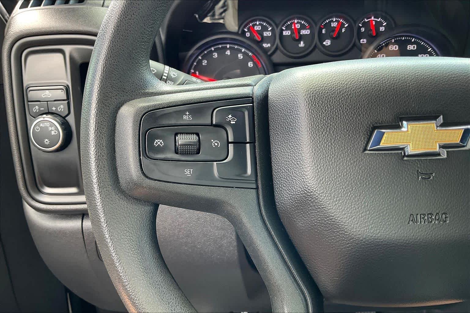 2023 Chevrolet Silverado 1500 Custom - Photo 18
