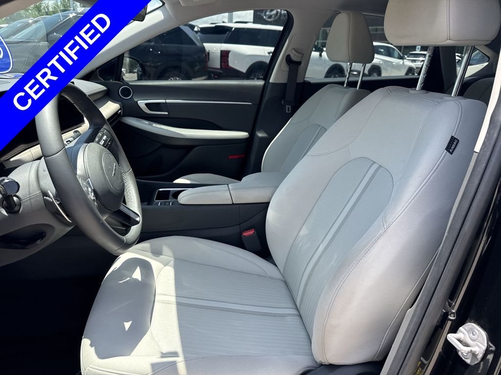 2024 Hyundai Sonata Hybrid SEL - Photo 13