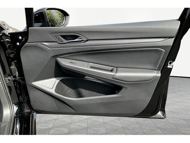 New 2026 Mythos Black Metallic Volkswagen 2.0T image 28