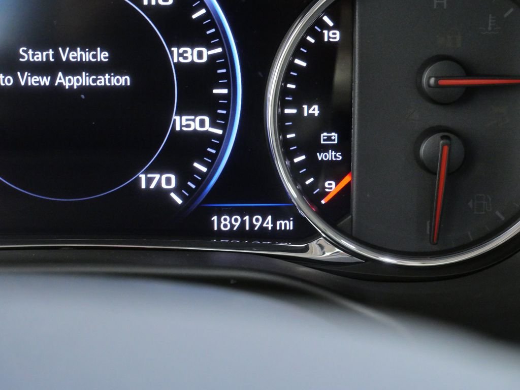 Used 2020 White GMC Denali image 18