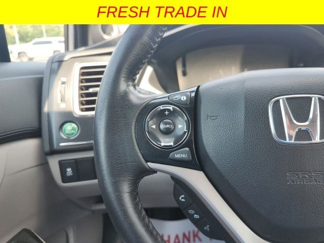 Used 2015 Silver Honda EX-L image 27
