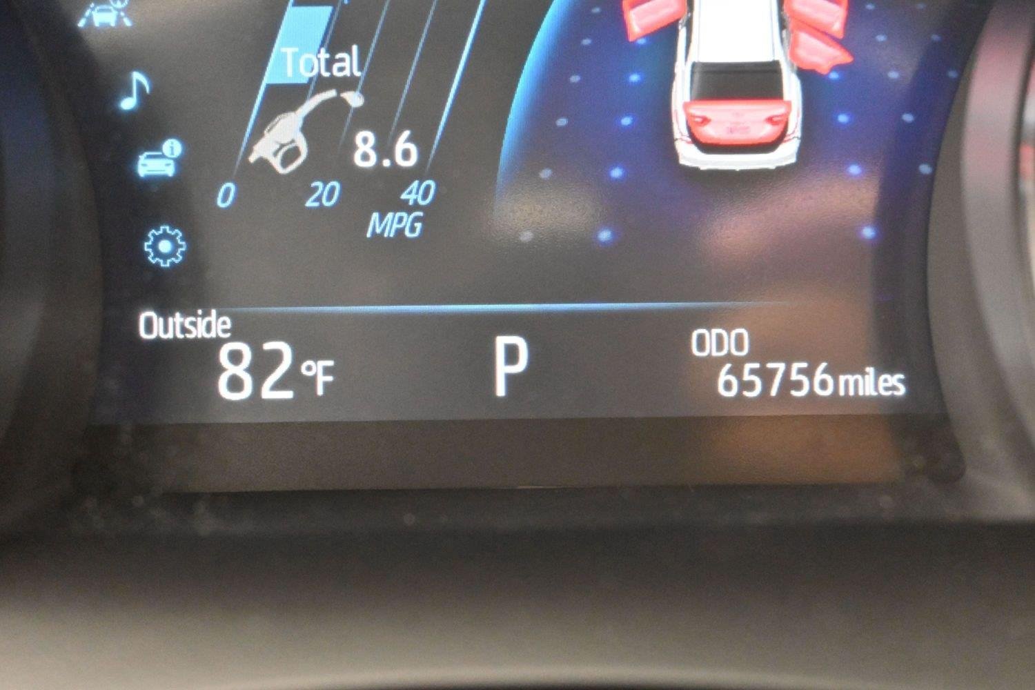 Used 2022 Wind Chill Pearl Toyota XSE image 20