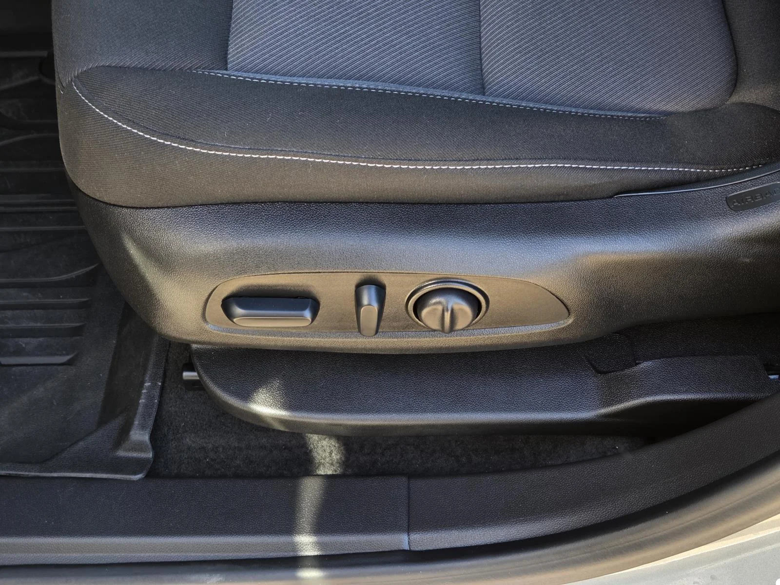 Used 2024 Sterling Gray Metallic Chevrolet LT image 29