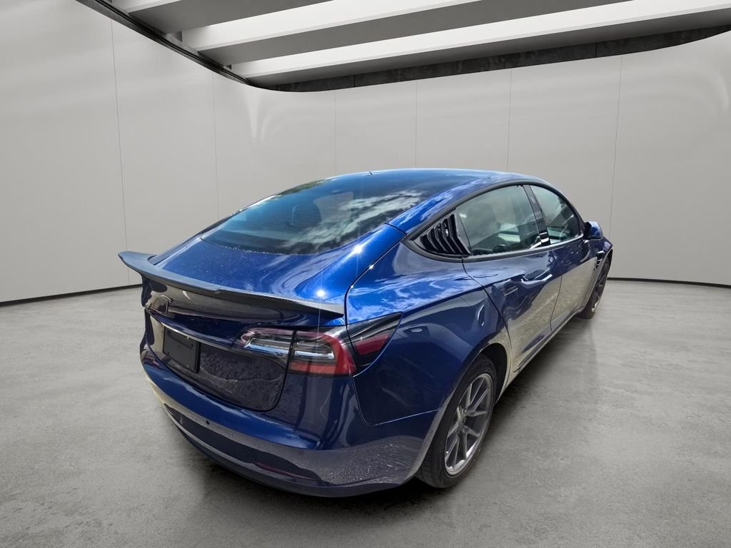 Used 2022 Deep Blue Metallic Tesla Base image 9