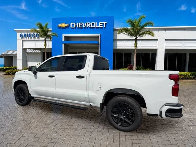 New 2026 Summit White Chevrolet Custom image 5