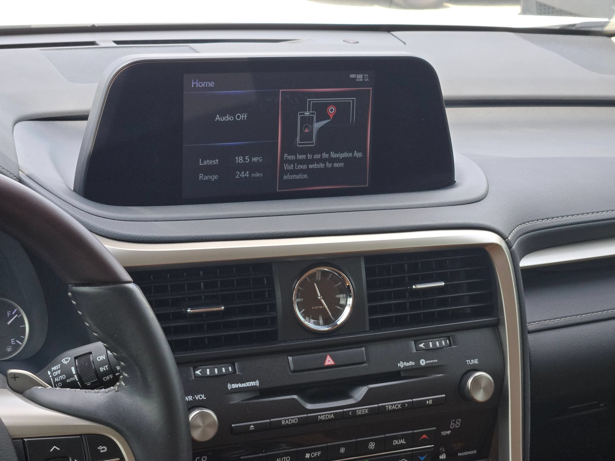 Used 2022 White Lexus RX 350 image 17
