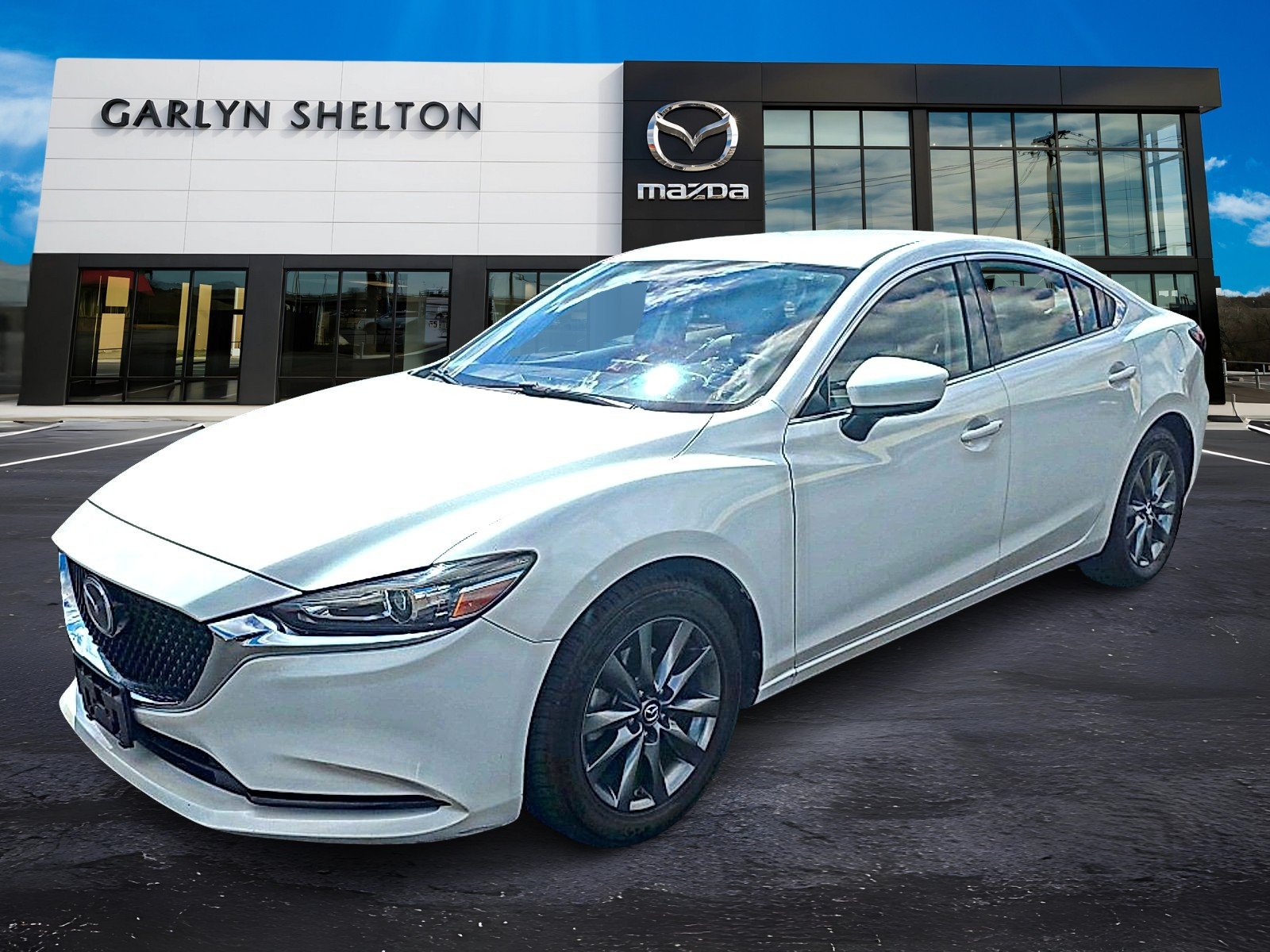 2018 Mazda EZ-6 Sport Auto's photo