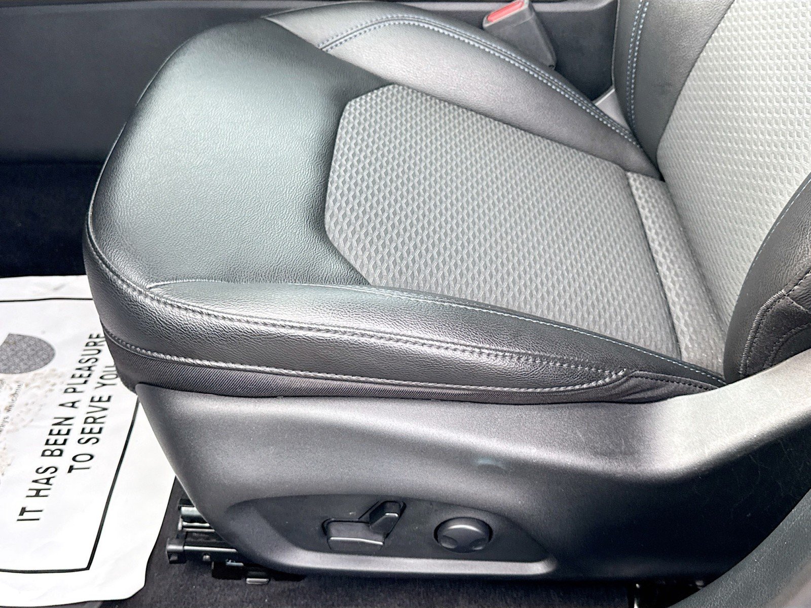 2023 Jeep Compass Latitude - Photo 19