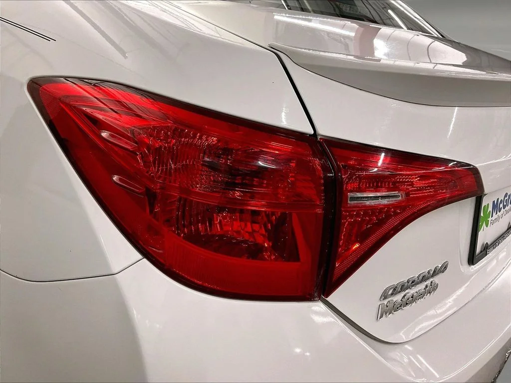 Used 2019 White Toyota SE image 34