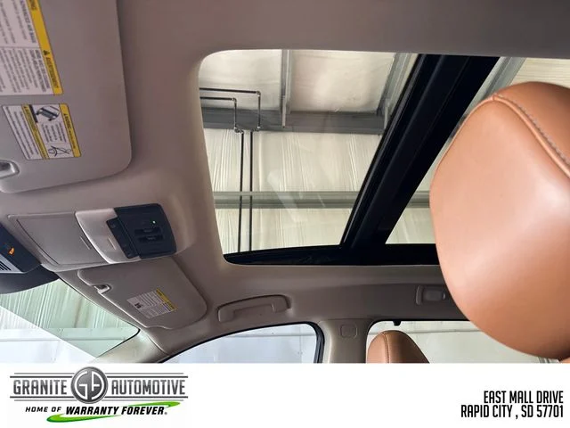 Used 2023 Beige Nissan Platinum image 22