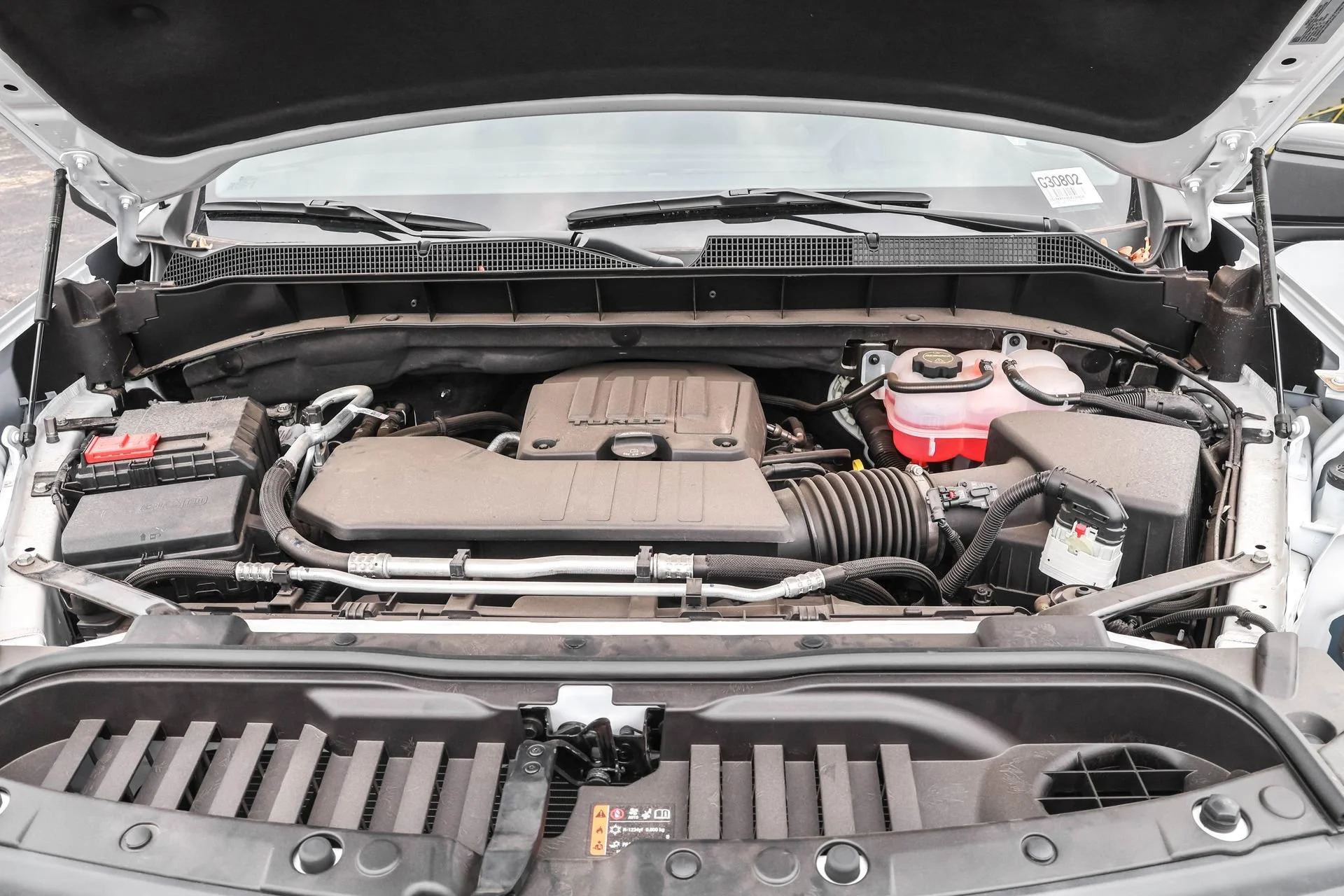 New 2025 Summit White Chevrolet LT (2FL) image 48