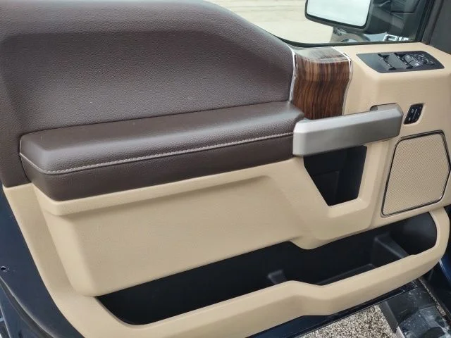 Used 2018 Blue Jeans Metallic Ford Lariat image 11