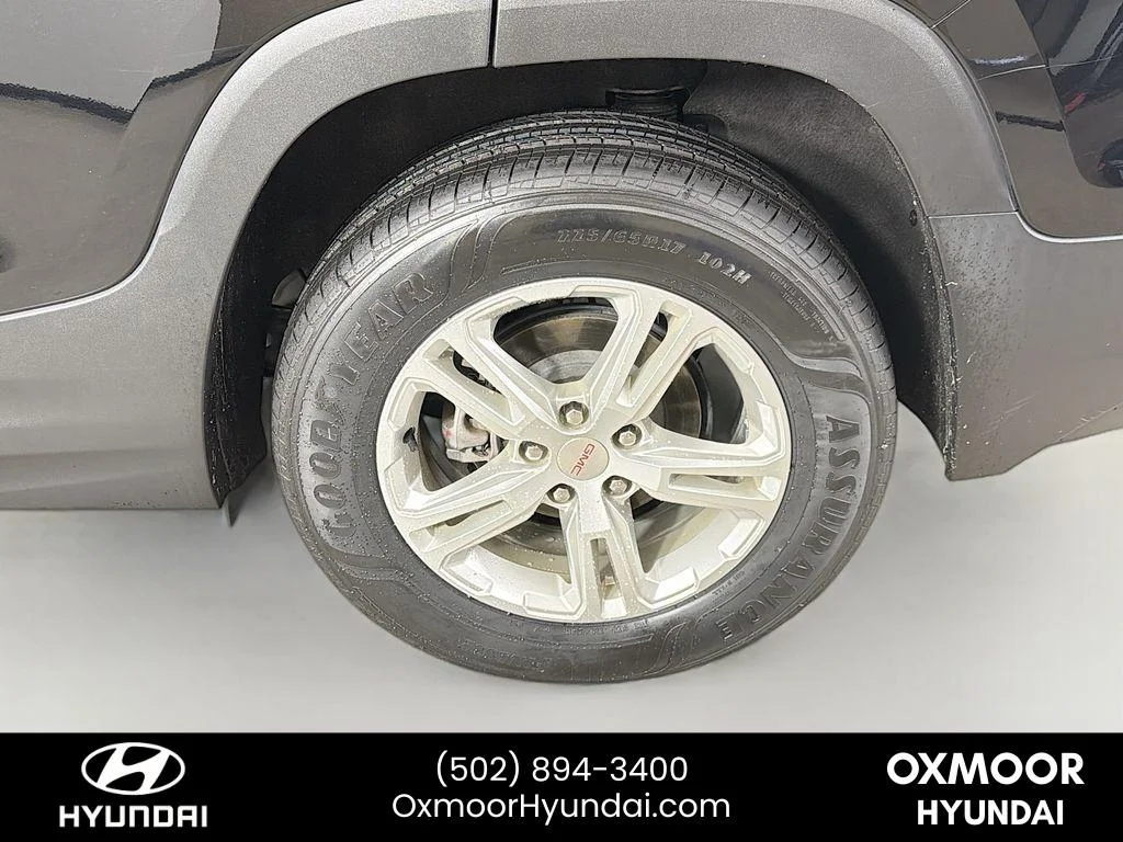 Used 2022 Ebony Twilight Metallic GMC SLE image 30