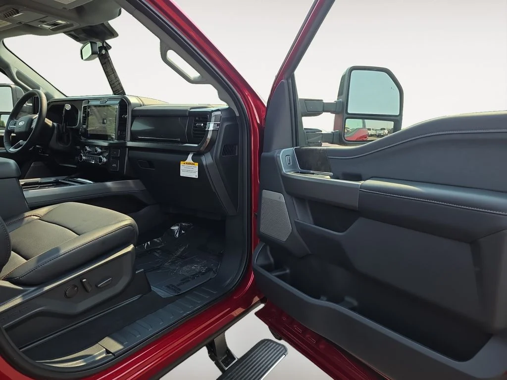 New 2026 Ruby Red Metallic Tinted Clearcoat Ford LARIAT image 9