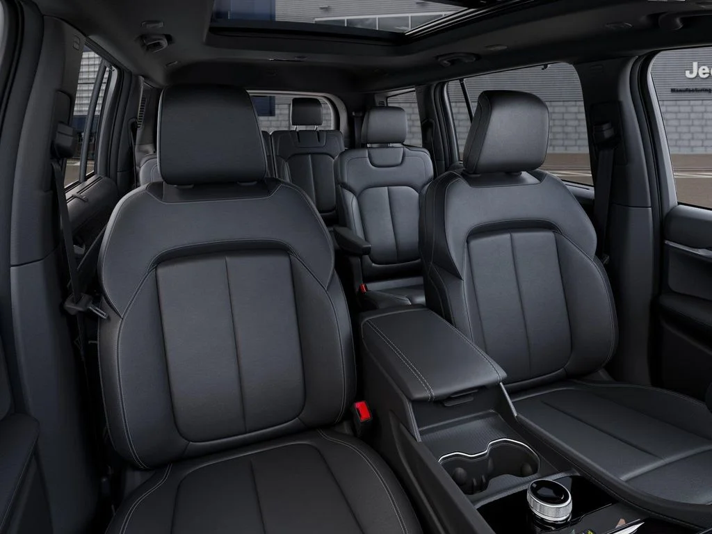 New 2026 Baltic Gray Metallic Clear-Coat Exterior Paint Jeep Limited image 21