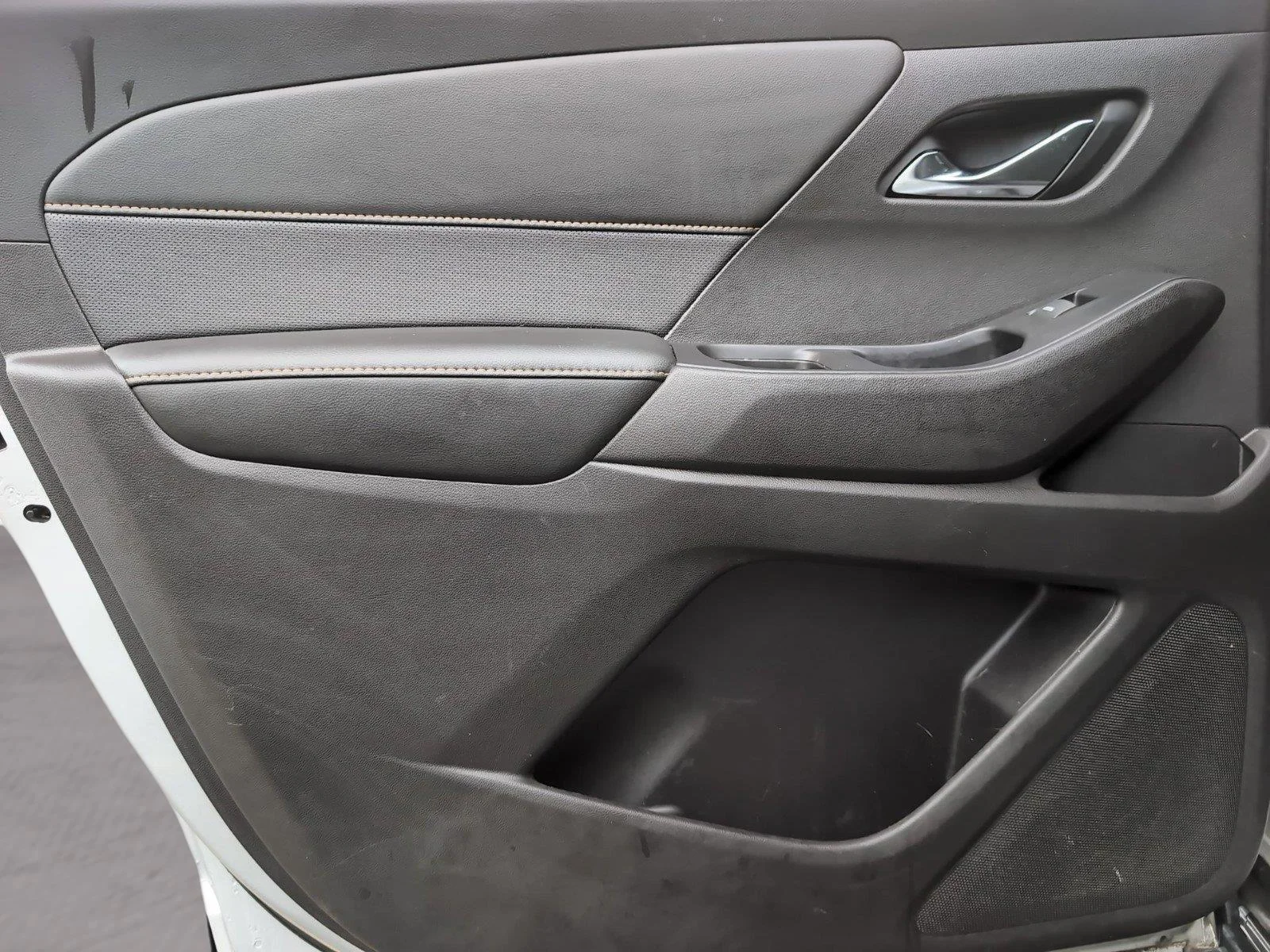 Used 2021 SILVER ICE METALLIC Chevrolet Premier image 33