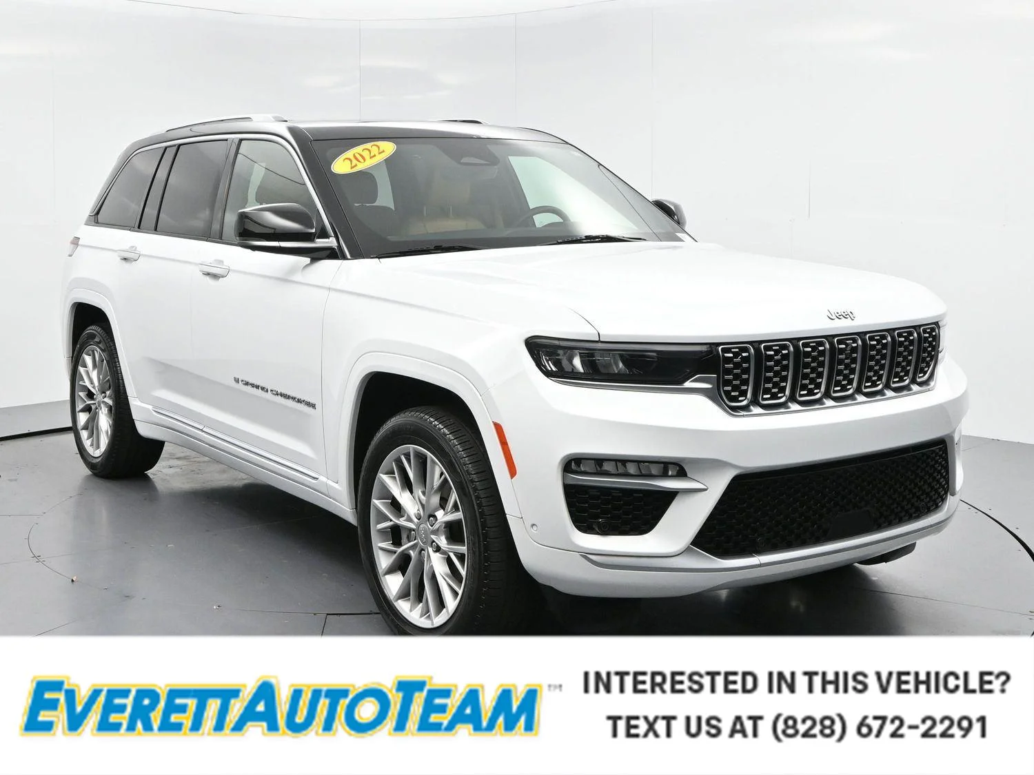 Used 2022 White Jeep Summit image 1