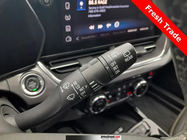 Used 2025 Green Chevrolet ACTIV image 17