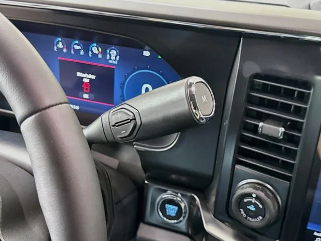 New 2027 Agate Black Metallic Ford F-250® Lariat® image 17