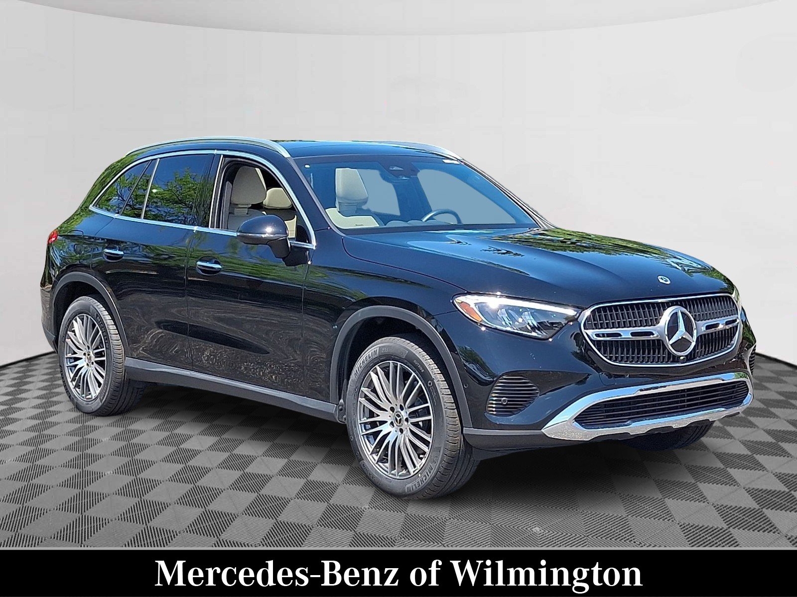 2024 Mercedes-Benz GLC GLC 300 4MATIC's photo