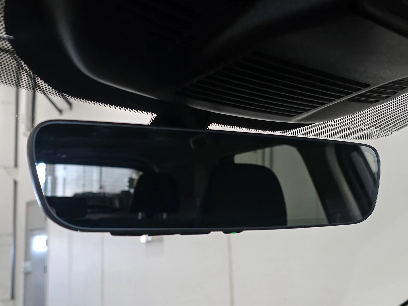 Used 2023 Gray Nissan SV image 31