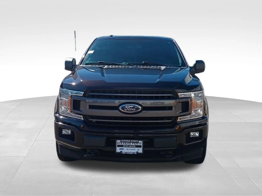 Used 2018 Magma Red Metallic Ford XLT image 10